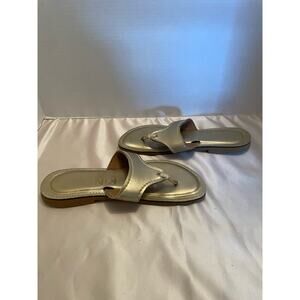 Kino Ladies Lilly Gold Womens Sandal Shoe  size 8-1/2 flip flop/thong sandals